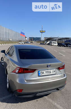 Седан Lexus IS 2013 в Ровно