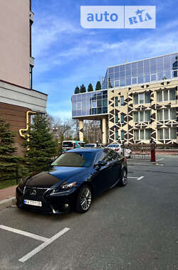 Седан Lexus IS 2013 в Киеве