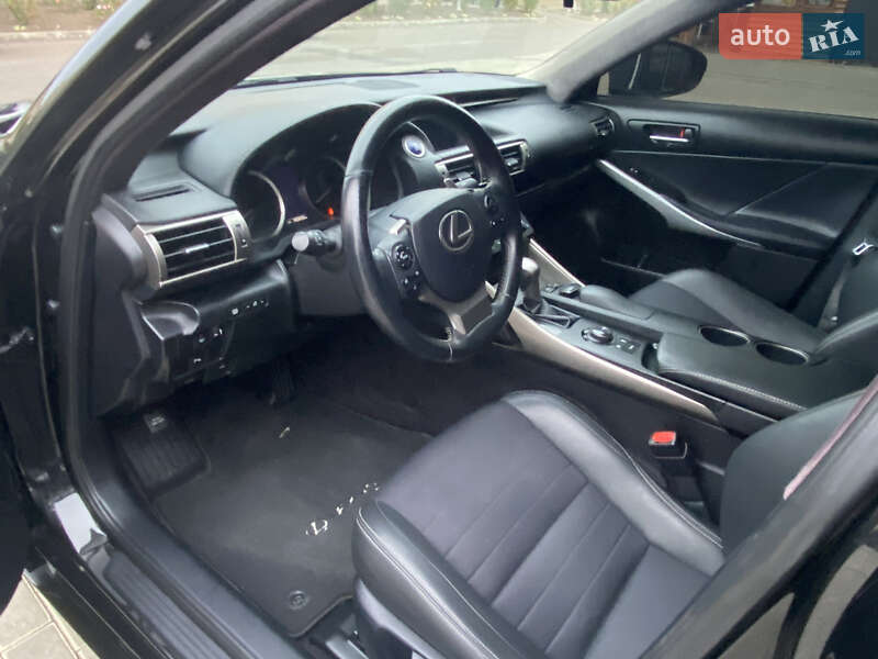 Седан Lexus IS 2014 в Одессе