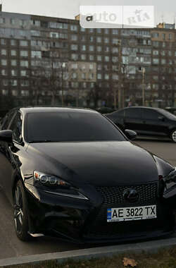 Lexus IS 2015