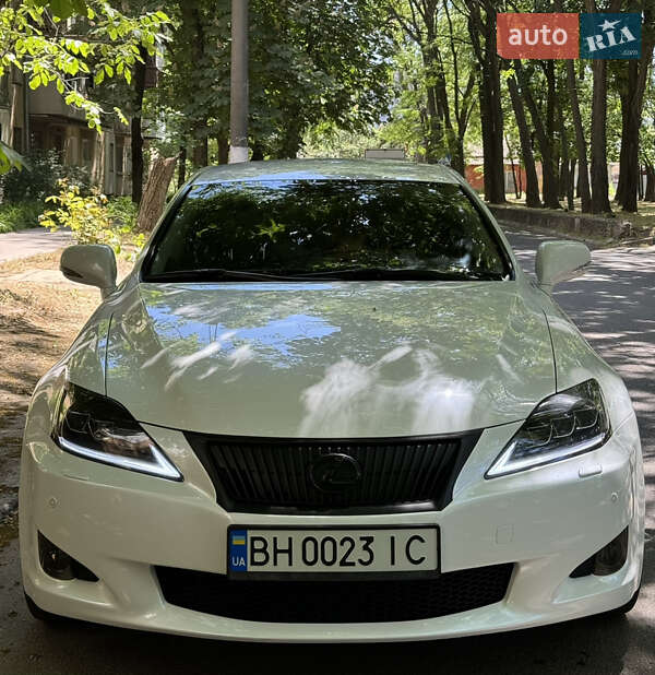 Седан Lexus IS 2008 в Одесі