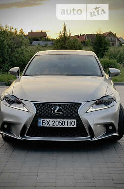 Lexus IS 2014