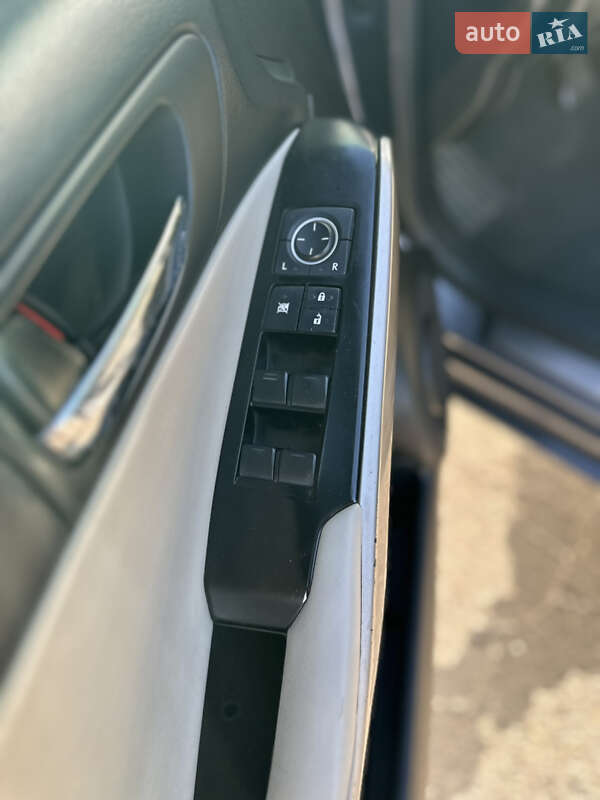 Седан Lexus IS 2014 в Одессе