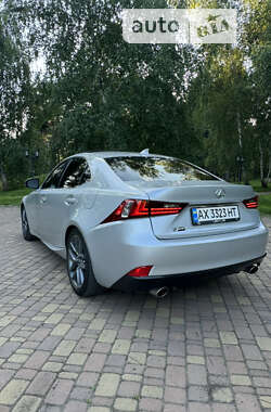 Седан Lexus IS 2014 в Харькове