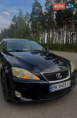 Седан Lexus IS 2007 в Рокитном