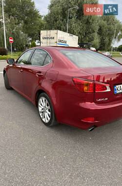 Седан Lexus IS 2010 в 