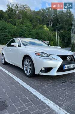 Lexus IS 2015