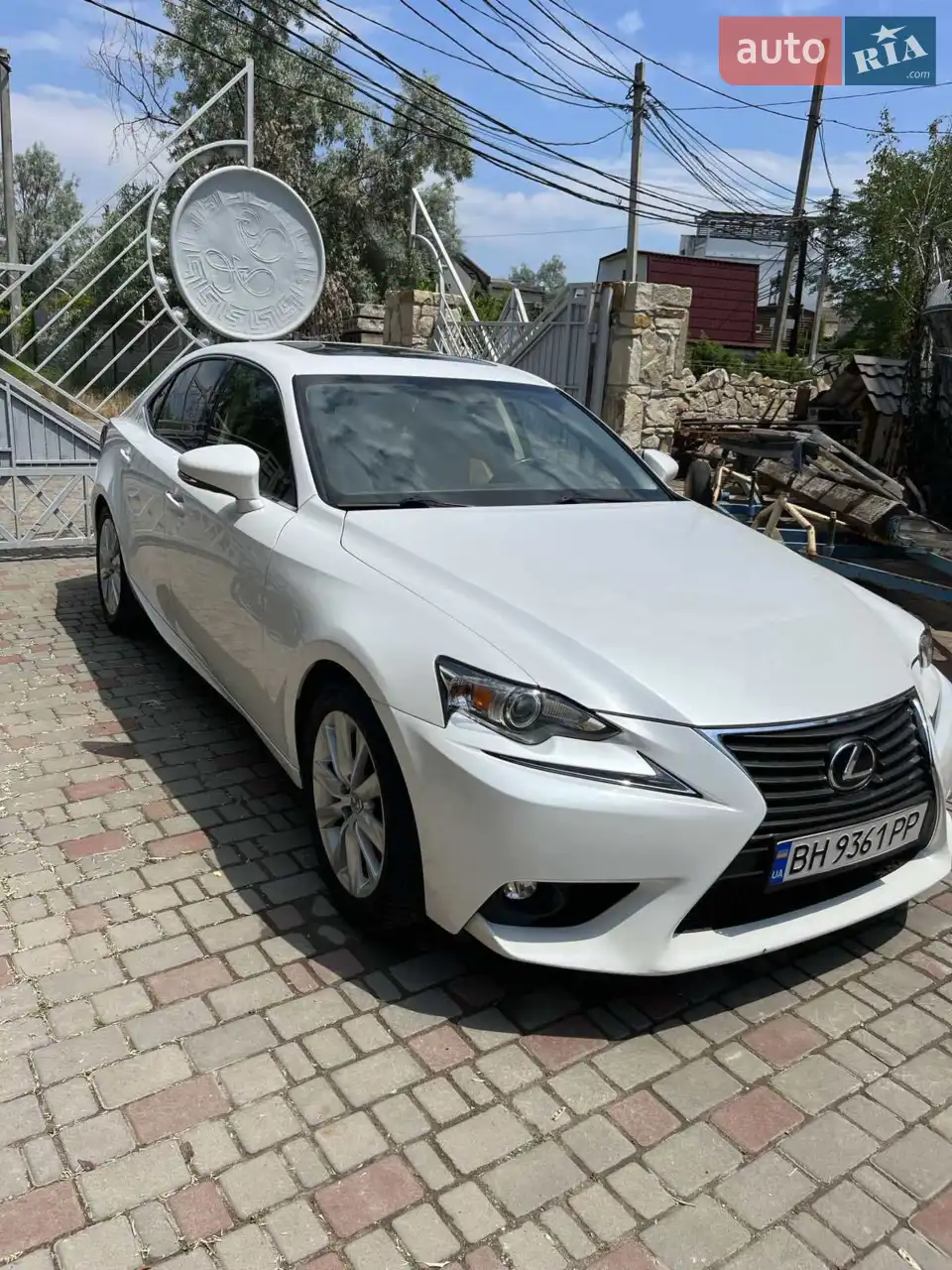 2016 Lexus IS - мініатюра 27