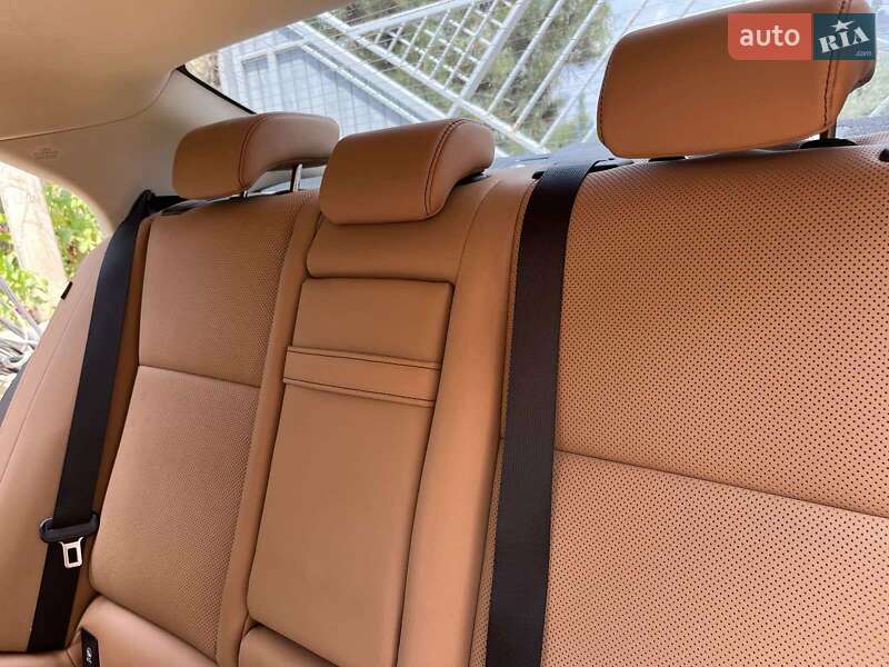 Седан Lexus IS 2016 в Одессе фото 6 Седан Lexus IS 2016 в Одессе