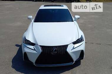 Седан Lexus IS 2018 в Києві