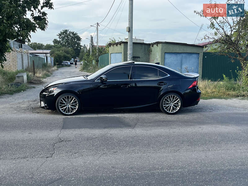 Седан Lexus IS 2013 в Одессе