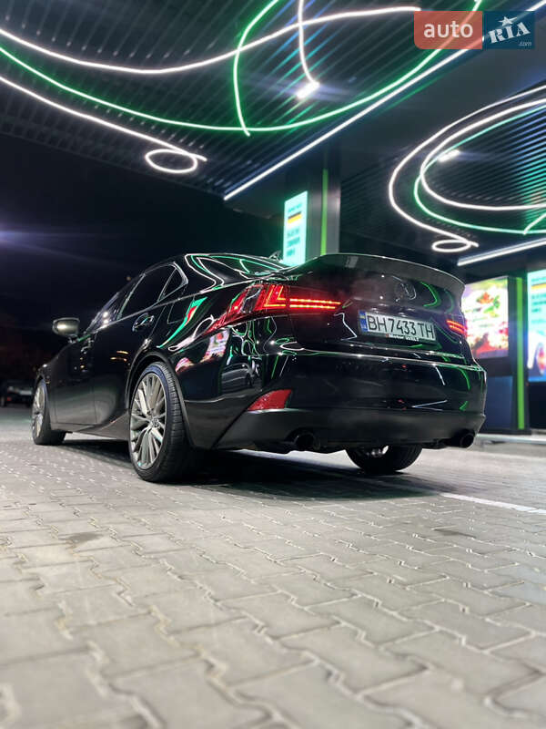 Седан Lexus IS 2013 в Одессе