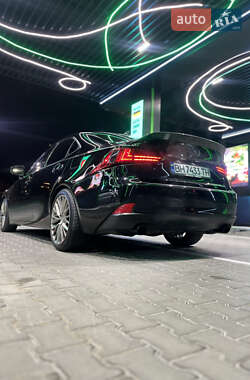 Седан Lexus IS 2013 в 