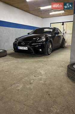 Седан Lexus IS 2013 в 