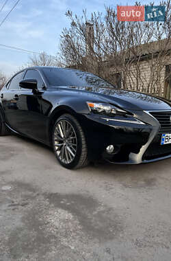 Седан Lexus IS 2013 в 