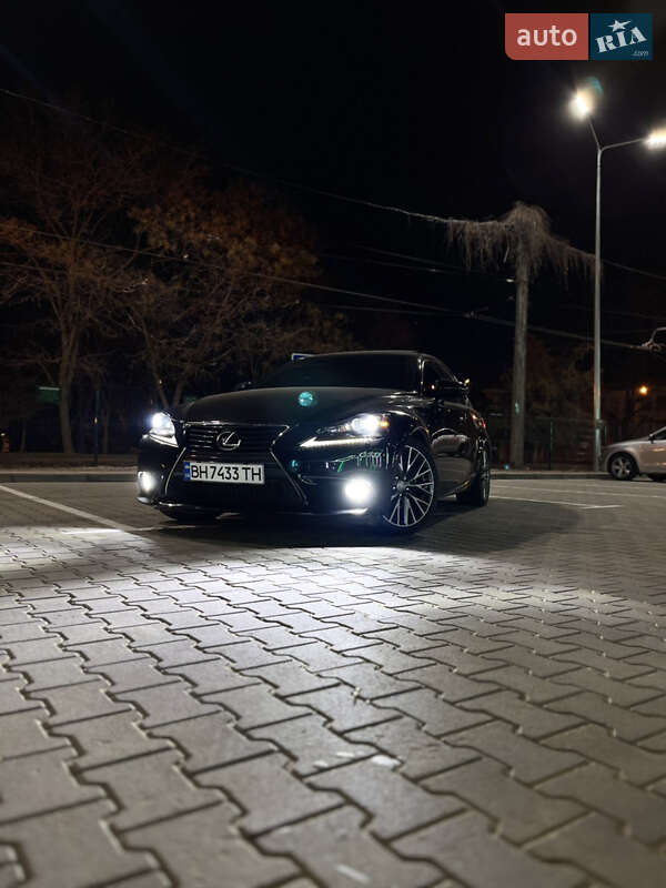 Седан Lexus IS 2013 в Одессе