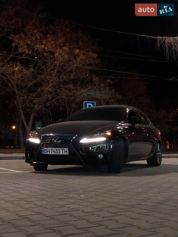 Седан Lexus IS 2013 в Одессе