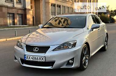 Lexus IS 2012