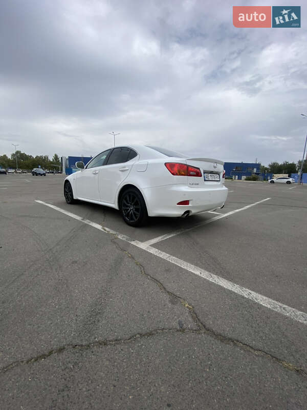 Седан Lexus IS 2008 в Киеве