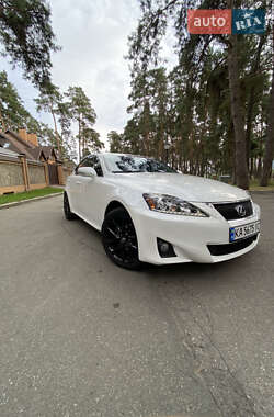 Lexus IS 2012