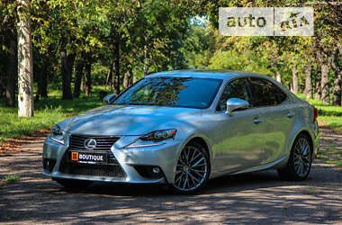 Lexus IS 2015