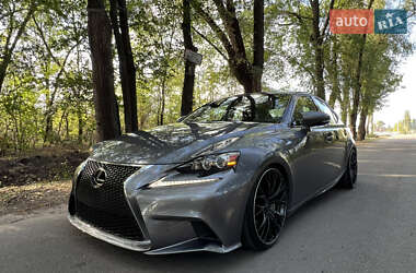 Седан Lexus IS 2014 в 