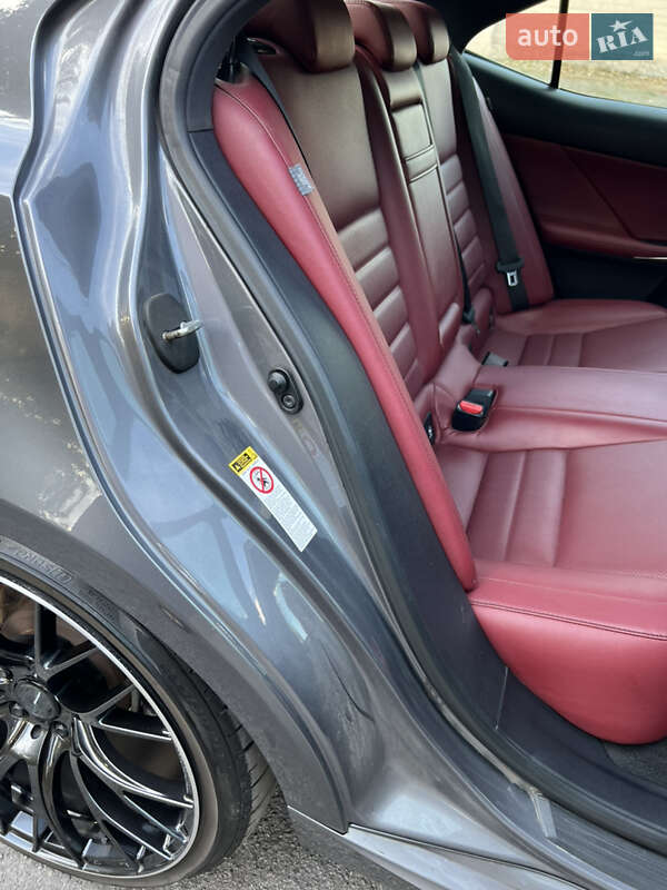 Седан Lexus IS 2014 в Каменском фото 143 Седан Lexus IS 2014 в Каменском