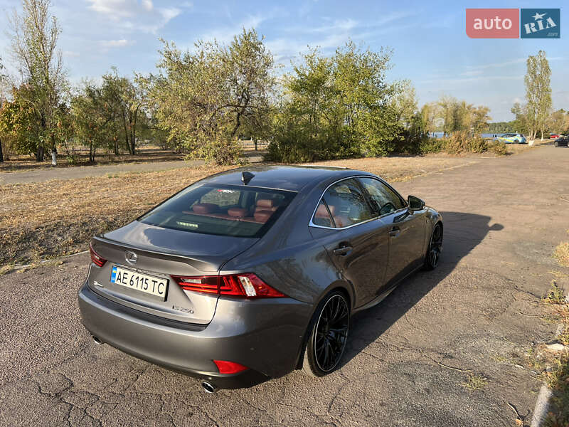 Седан Lexus IS 2014 в Каменском фото 162 Седан Lexus IS 2014 в Каменском