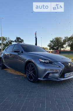 Lexus IS 2013