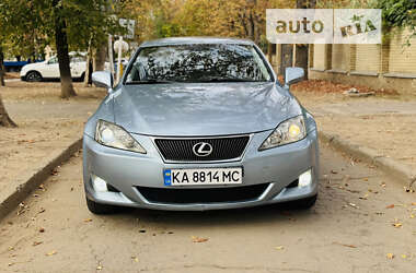 Седан Lexus IS 2005 в Полтаві