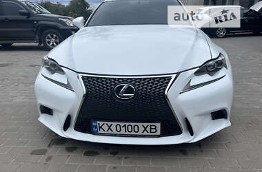 Lexus IS 2016