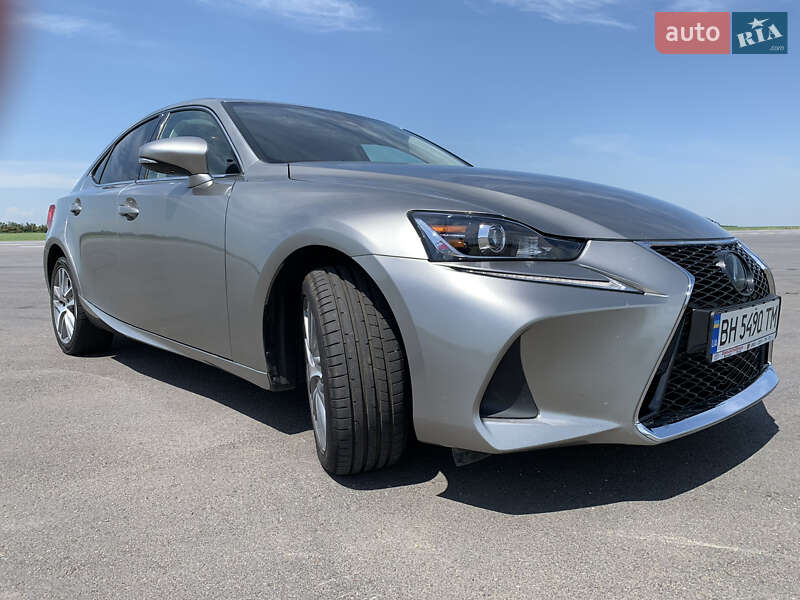 Седан Lexus IS 2018 в Одессе