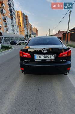 Седан Lexus IS 2007 в Виннице