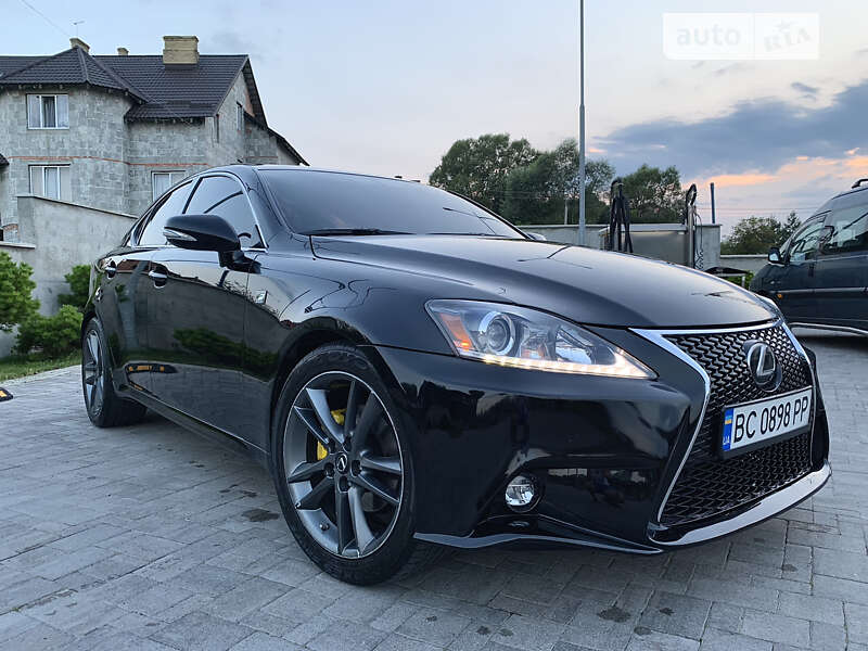 Седан Lexus IS 2012 в Львове фото Седан Lexus IS 2012 в Львове