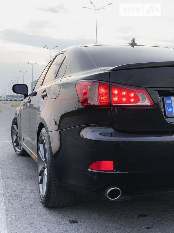 Седан Lexus IS 2012 в Львове фото 24 Седан Lexus IS 2012 в Львове
