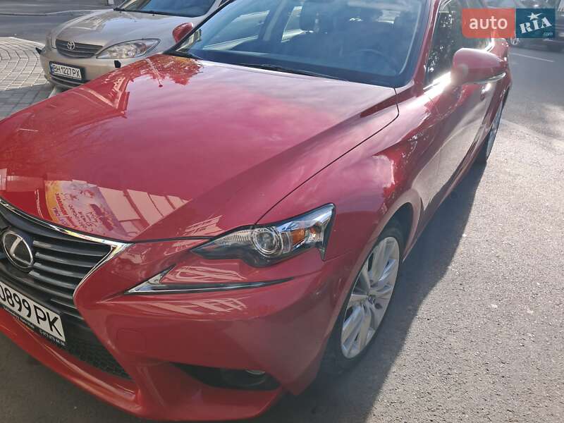 Седан Lexus IS 2015 в Измаиле фото 4 Седан Lexus IS 2015 в Измаиле