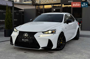 Lexus IS 2017