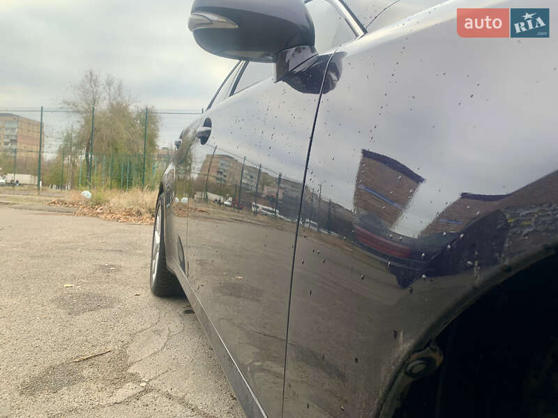 Седан Lexus IS 2011 в Кривом Роге
