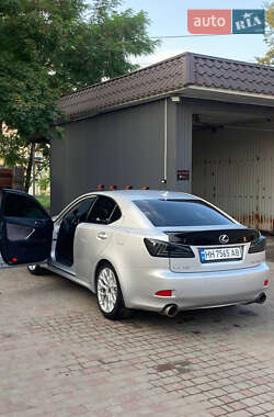 Седан Lexus IS 2007 в Березівці