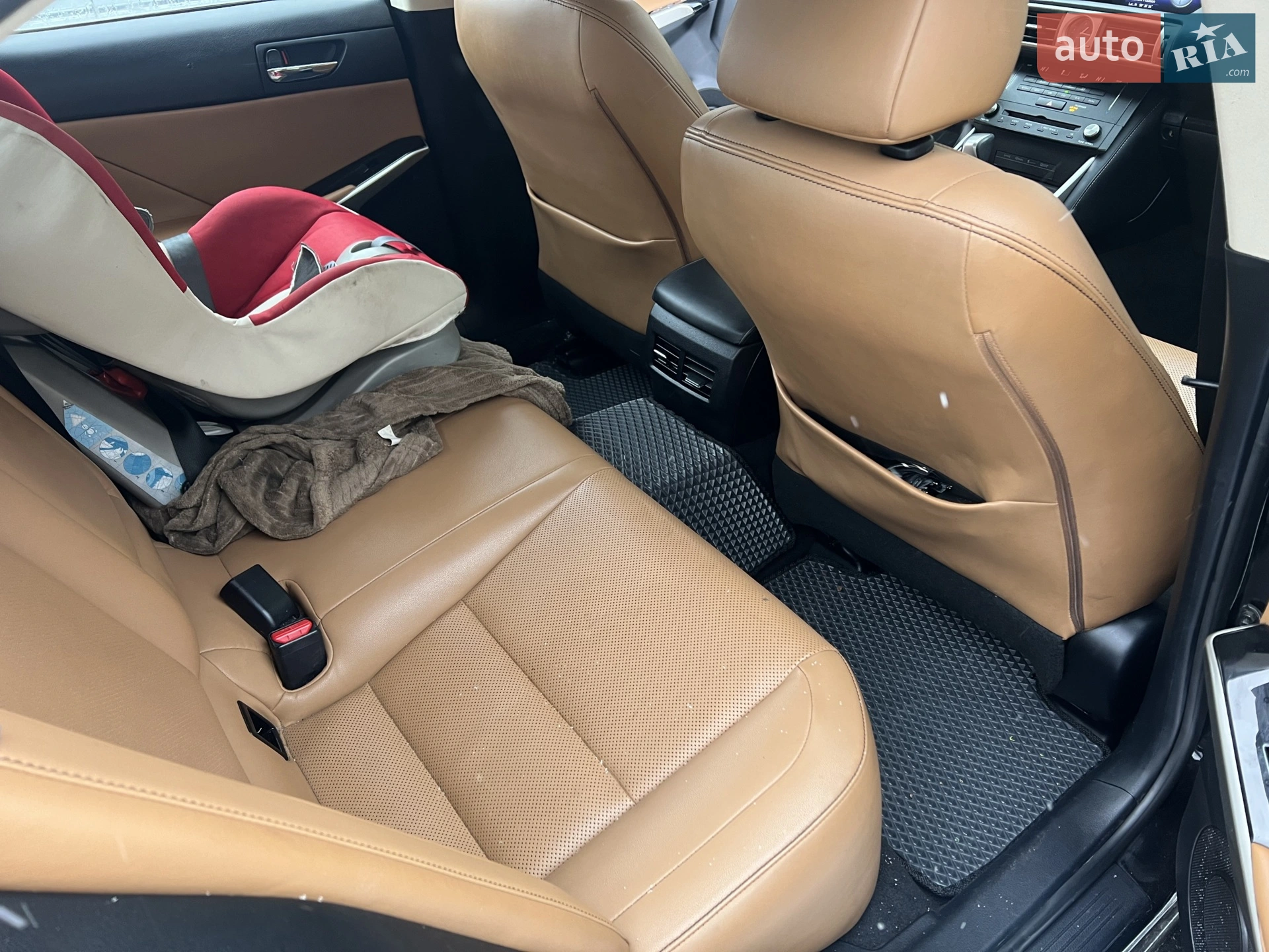 2015 Lexus IS - мініатюра 6