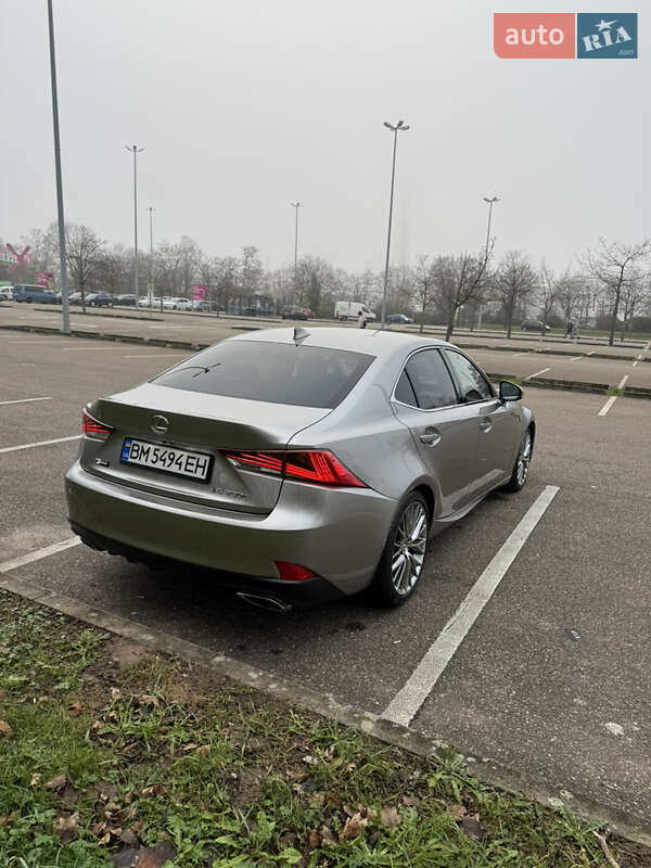 Седан Lexus IS 2017 в Львове фото 7 Седан Lexus IS 2017 в Львове