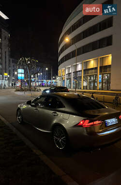 Lexus IS 2017 Lexus IS 2017