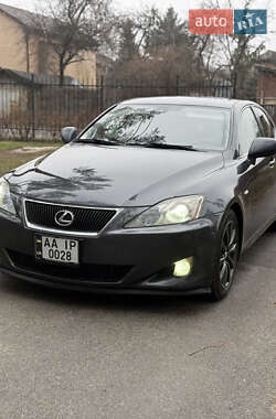 Седан Lexus IS 2007 в Киеве