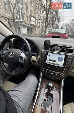 Седан Lexus IS 2010 в Киеве