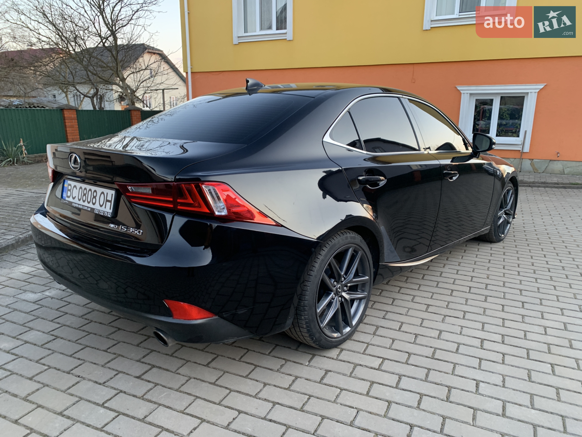 2014 Lexus IS - мініатюра 18