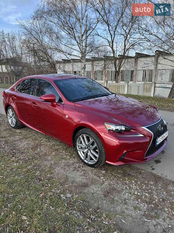 Lexus IS 2015