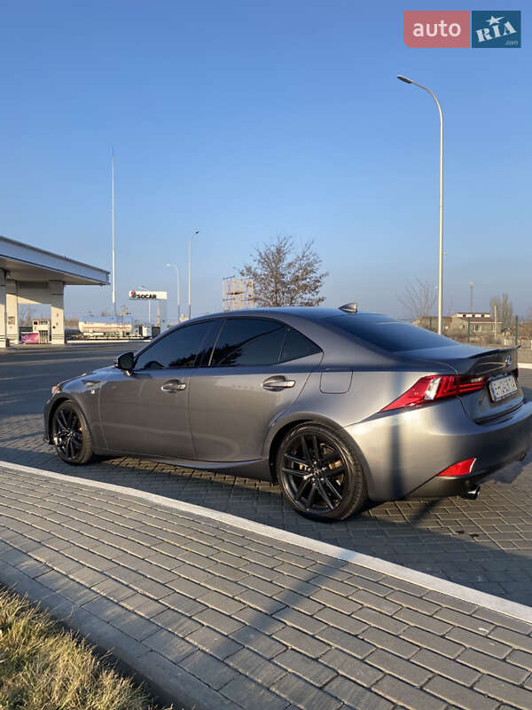 Седан Lexus IS 2013 в Одессе