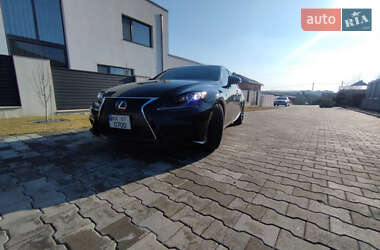 Седан Lexus IS 2016 в Хмельницком