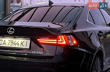 Lexus IS 2014