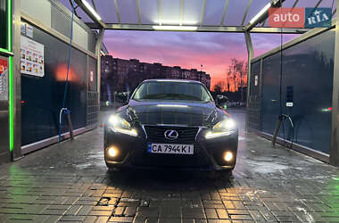 Седан Lexus IS 2014 в 